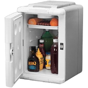 Coleman PowerChill Thermoelectric Cooler with Power Supply