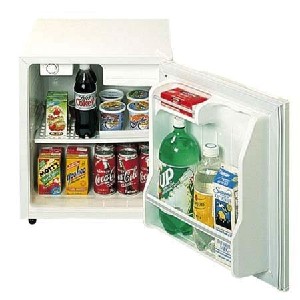 Summit S19L 18 Freestanding Compact Refrigerator